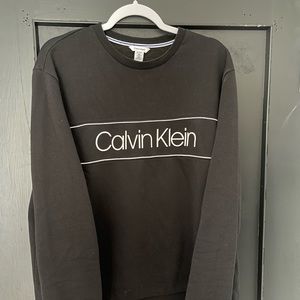 XL Calvin Klein black crew neck